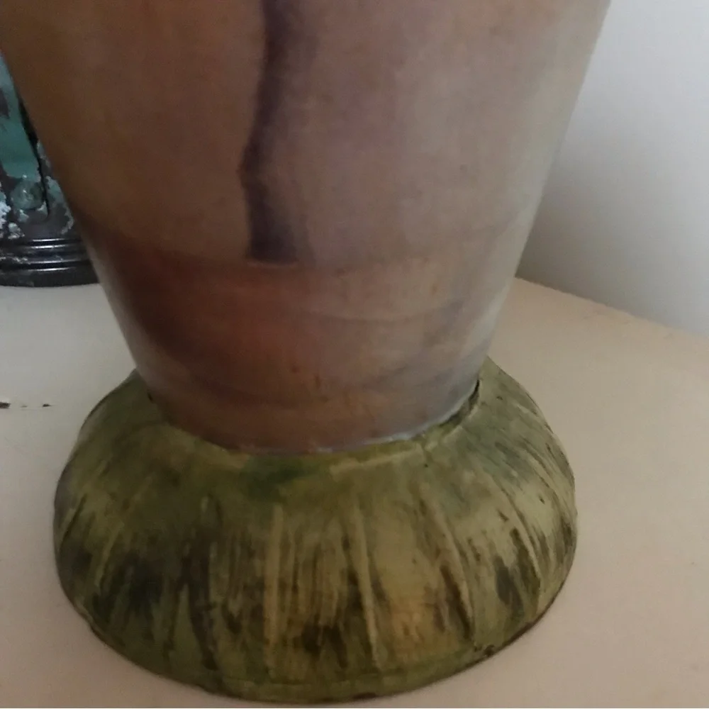 ▪️VINTAGE Metal Vase